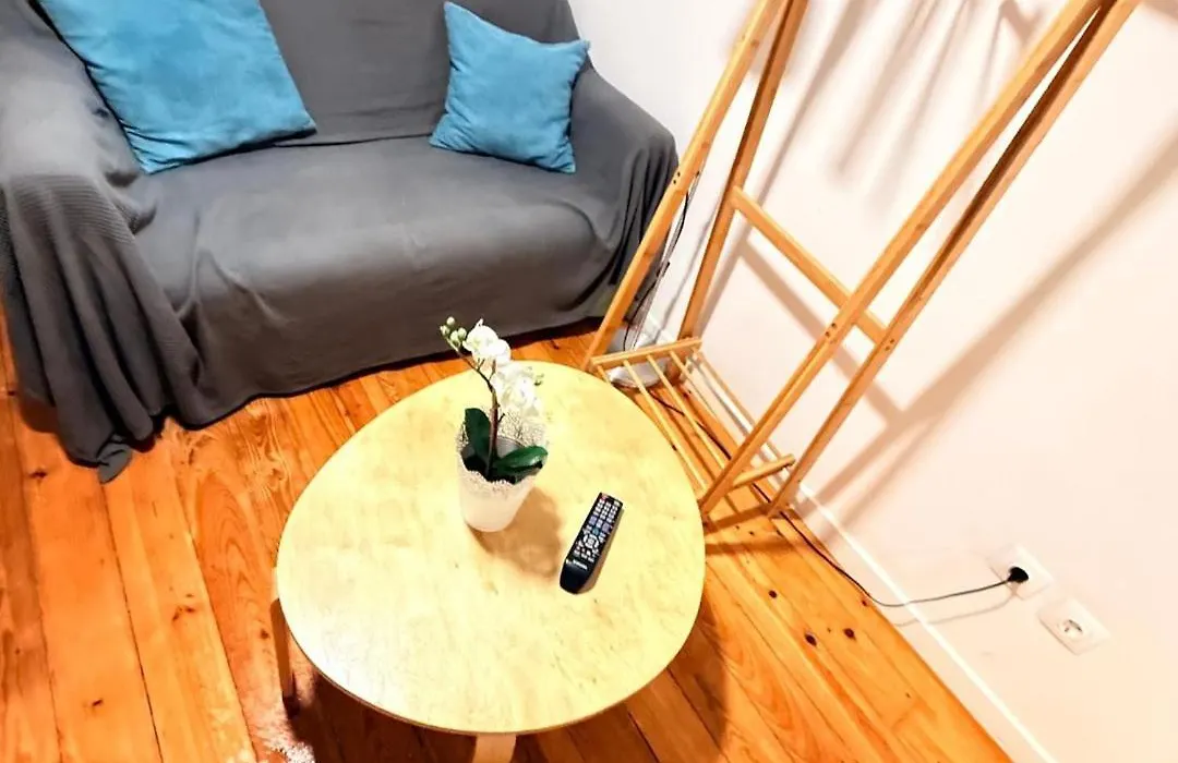 Amalia Tiny Studio 1-1